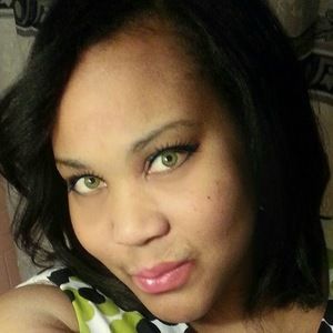 Meet your Posher, Ebony